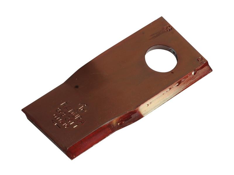 Faca - Twisted blade, bottom edge sharp & parallel -  105 x 48x4mm - Orifício Ø19mm  - Dt. -  para Claas