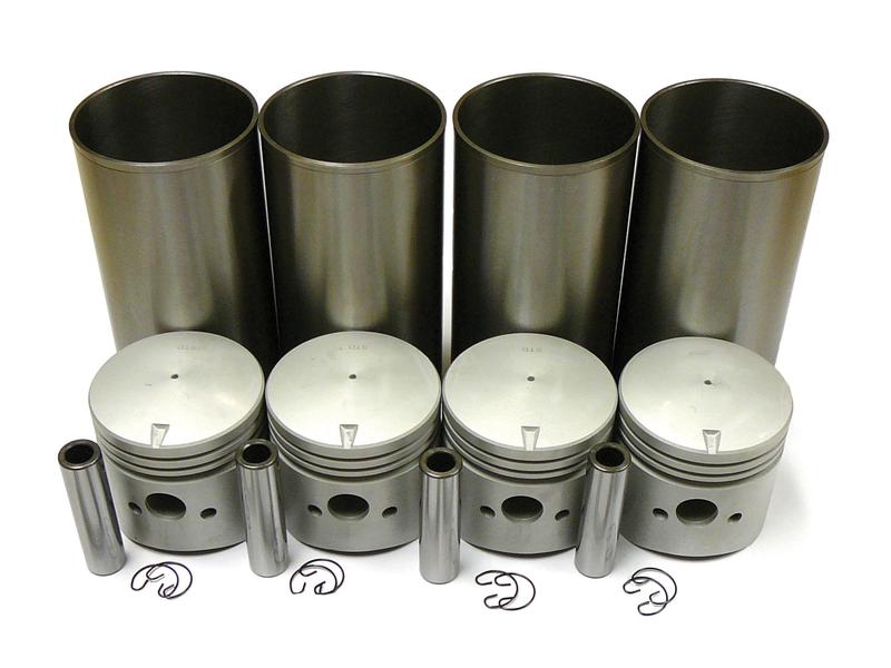 Piston Ring and Liner Kit Image 1