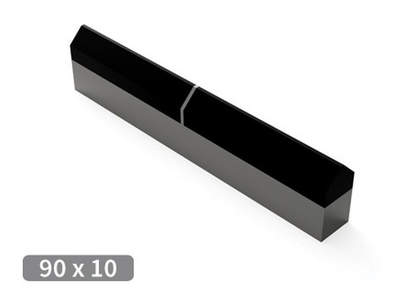 Set with triangular carbide inserts. Image 1