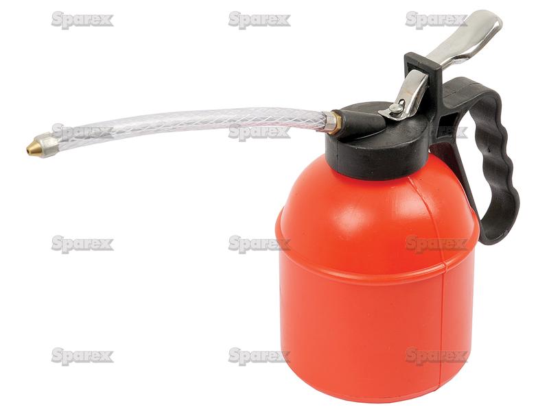 Plastic Oil Can With Flexible Delivery Tube